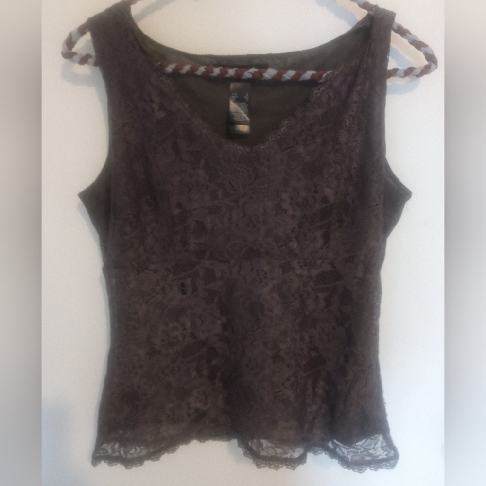 [2 For 1] Grey Lace Top (a hole on the front)